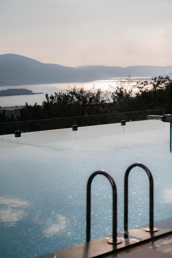 Bayview Hills Luxury Residences Tivat Kültér fotó
